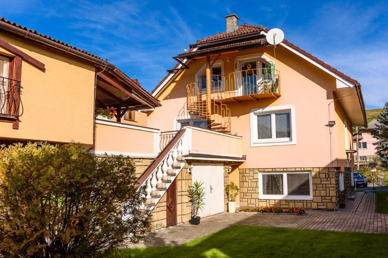 Apartman Elegant Bešeňová Eksteriør bilde
